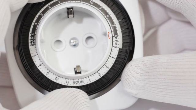 Элементарная автоматика для дома! Как настроить механический розеточный таймер?