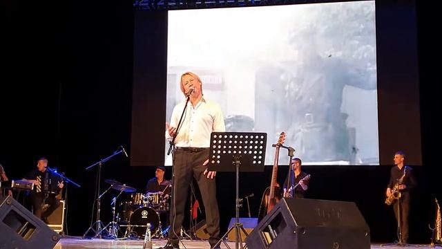Дмитрий Харатьян. Песня "20 ый год". Ульяновск. Фестиваль "От всей души" им. В. Леонтьевой.