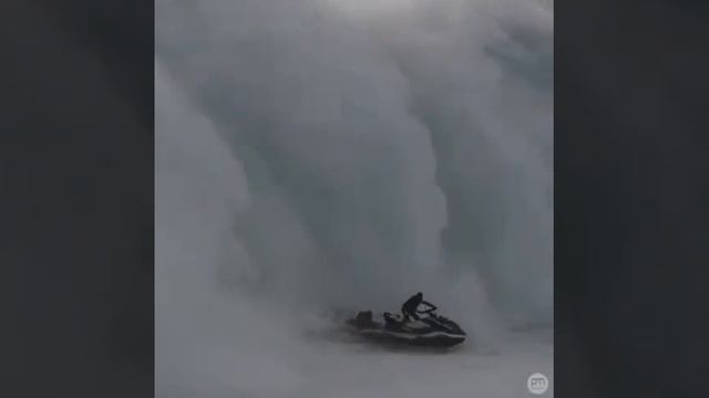 2_5449730061676588879.mp4