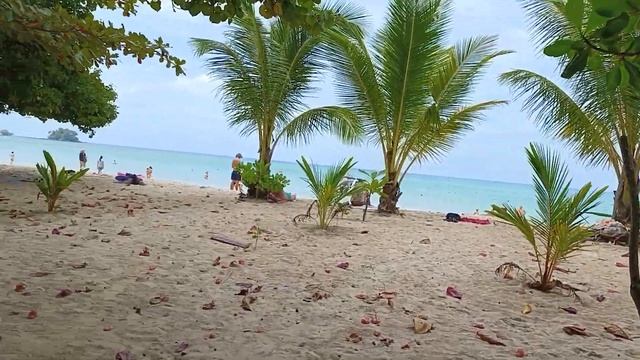 Пхукет Таиланд. Пляж Най Янг. Идём к морю.