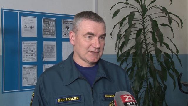 Сотрудники МЧС России обратили внимание жителей на меры безопасности перед погружением в купель