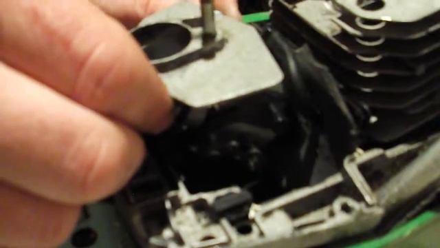 Бензопила Урал. Как заменить карбюратор.