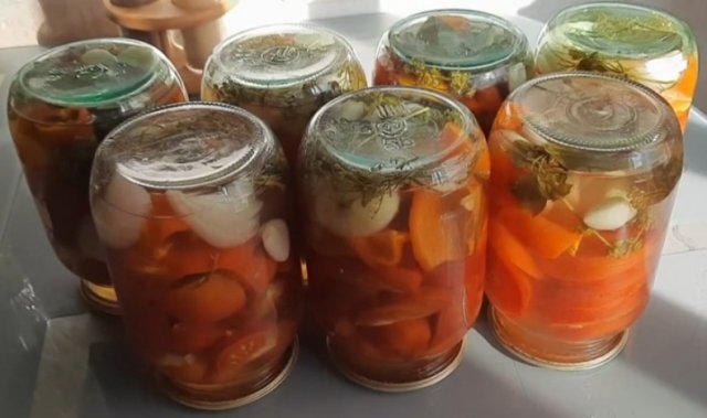 Помидоры в желатине на зиму Красивая и вкусная закуска на праздник.