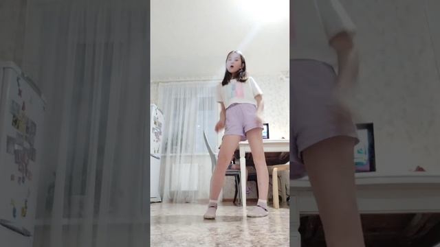 #Танцы дома