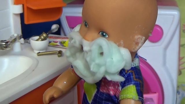 НЕ ТРОГАЙ ЭТО МАКС! КАТЯ И МАКС ВЕСЕЛАЯ СЕМЕЙКА куклы мультики Барби