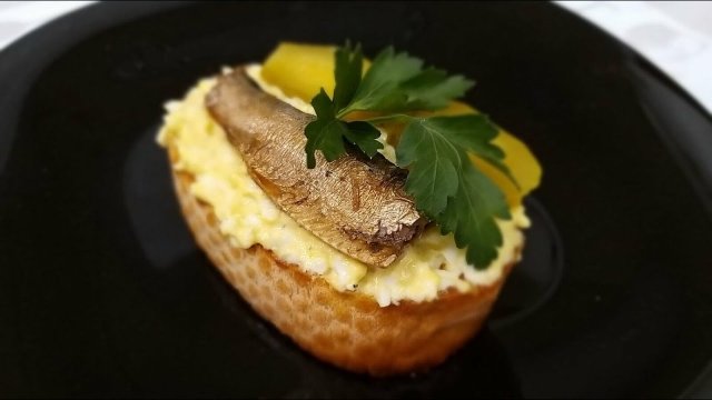 Бутерброды со шпротами на праздничный стол. Самая вкусная закуска!