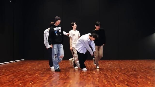 ENHYPEN - 'Sacrifice (Eat Me Up)' Dance Practice Mirrored