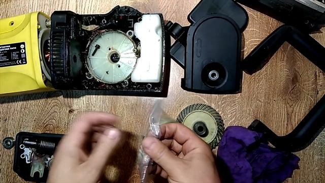 Не вращается цепь на электропиле?