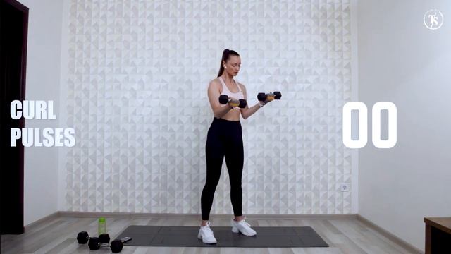 ТРЕНИРОВКА ДЛЯ РУК С ГАНТЕЛЯМИ//ПЛЕЧИ/БИЦЕПСЫ/ТРИЦЕПСЫ