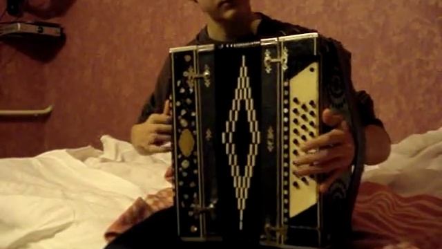 как играть цыганочку на гармошке