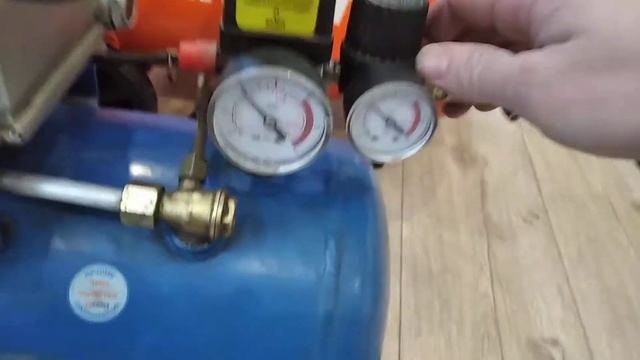 Компрессоp LRM 50 - 356CV тест и сравнение с 24-х литровым компрессором. Красим мотоцикл