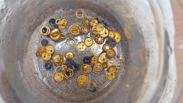 Золото Из _ 42 Грамма Радиодеталей Ссср!.mp4