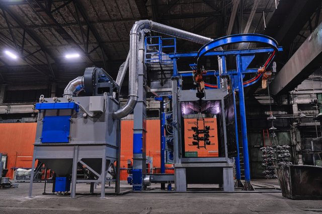 Дробемет с подвесным конвейером проходного типа производства Вил Бласт Технолоджи