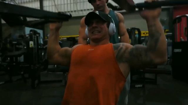 TREN TWINS - CHASE! (PHONK) (GYM MOTIVATION)