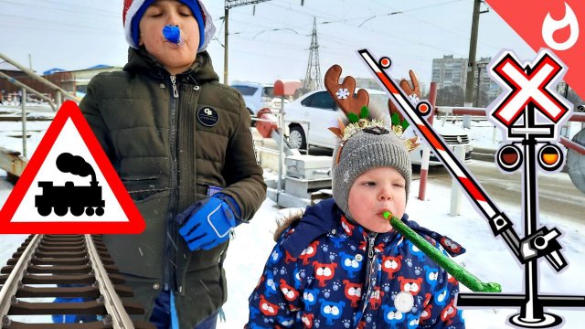 Новогодний жд переезд со шлагбаумом и барьерами / новогодний железнодорожный квест