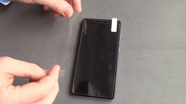 Как ПРАВИЛЬНО наклеить защитное стекло телефона.