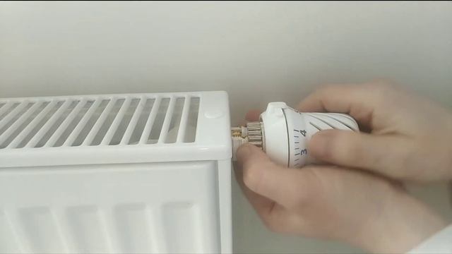 установка термоголовки на радиатор отопления
