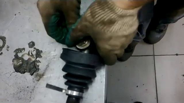 замена пыльника внутреннего шруса HONDA