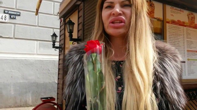Элина Ромасенко. Обособление трамвайных путей - мнение пассажиров, пешеходов, водителей