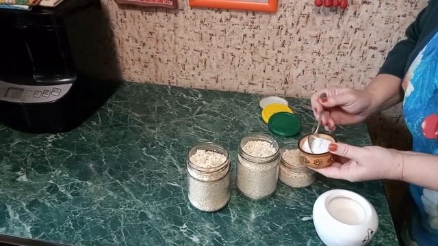 Ядреный хрен к мясным и рыбным блюдам. Простой рецепт приготовления в домашних условиях без уксуса.