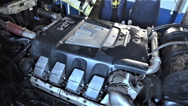 Тягач MAN TGX V8 680 л/с приехал на ремонт топливной системы / Razborgruz