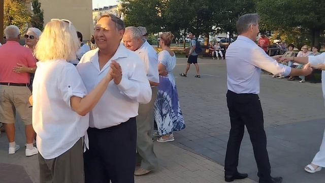 Белгород парк Победы -танцы.