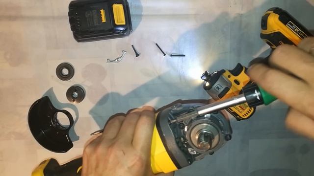DeWalt поворот редуктора болгарки