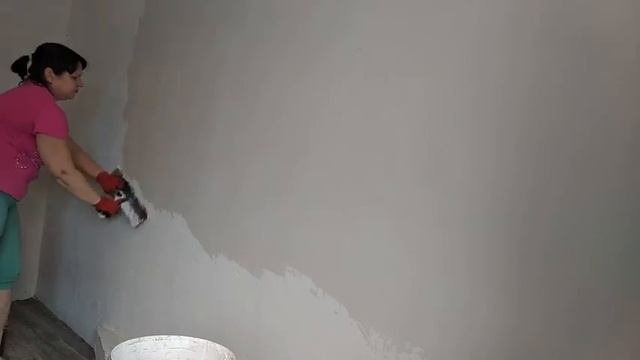 Шпаклевка стен под обои ,обучающее видео.