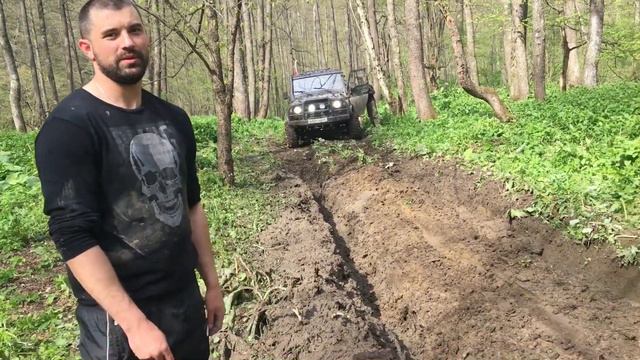 Джиперы Осетии едут на водопад| Покатушки выходного дня