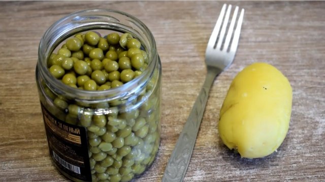 Этот САЛАТ сметут первым со стола! Вкусный салат из простых продуктов! Рецепт вкусно и быстро