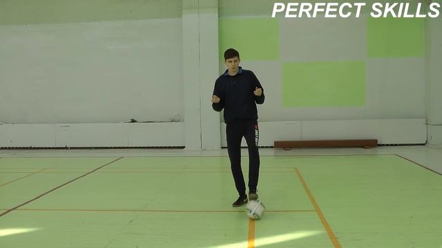 Как играть в мини-футбол. Выпуск 5: прокат мяча на себя | Обучение, тренер, футзал