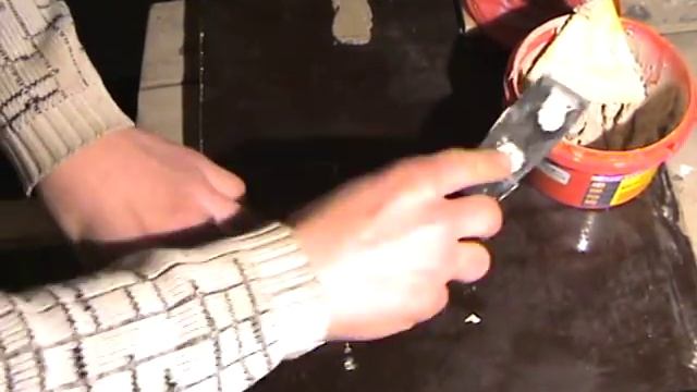 Как приклеить плитку к ламинированной фанере