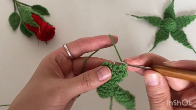 Красная Роза крючком.