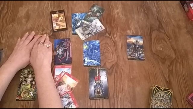 Королева жезлов. Все о ней.