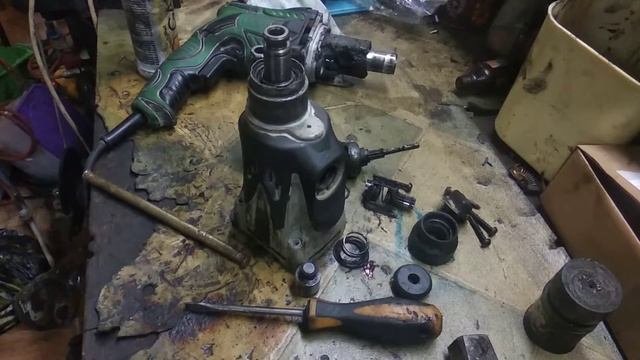 РЕМОНТ ПЕРФОРАТОРА HITACHI DH24PC3 (ЗАМЕНА СТВОЛА) #HITACHI #DH24PC3