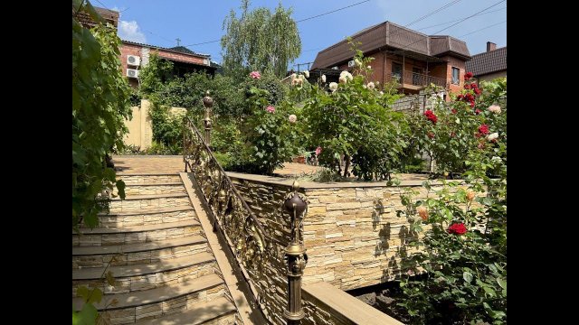 Сдаётся посуточно часть дома под ключ с отдельным входом и двором - Геленджик