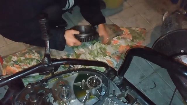 СОБРАЛ СЦЕПЛЕНИЕ НА ИЖЕ | Иж планета 5  #6