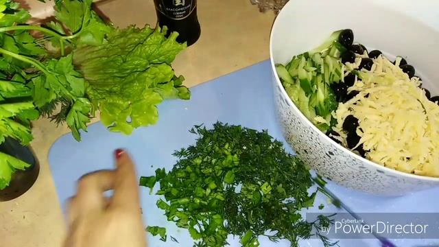 Очень ВКУСНЫЙ лёгкий салат с ОЛИВКАМИ за 10 минут