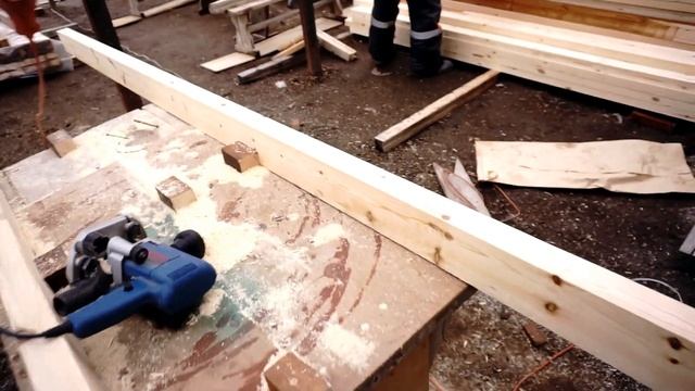 Зажимаем брус без струбцин | Снимаем кромку ручным фрезером просто и быстро