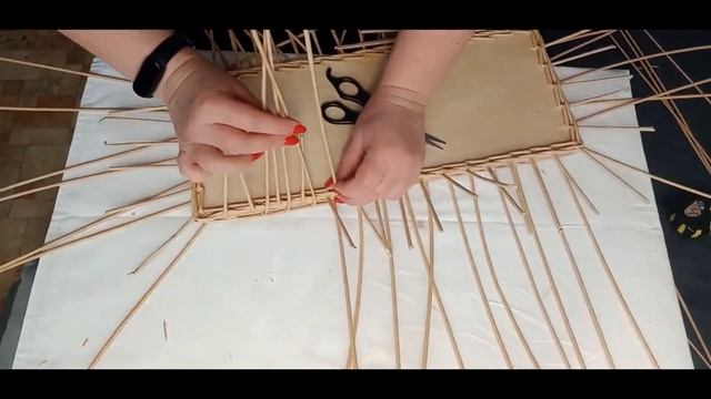 Мастер-класс "Как оплести фанерное дно"