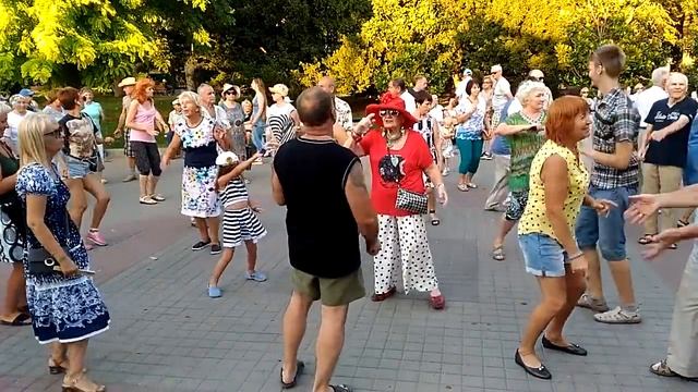 08.08.20 - Танцы на Приморском бульваре - Севастополь - День Физкультурника - Сергей Соков