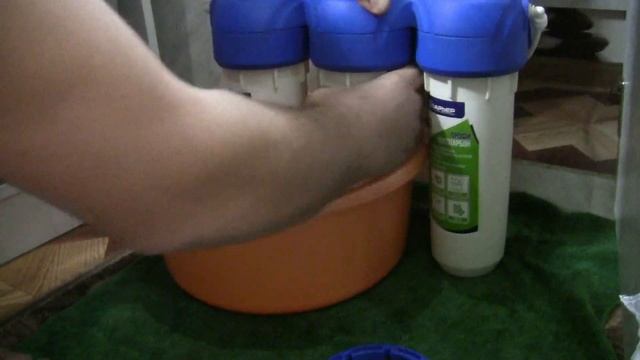Как поменять фильтр "Барьер Профи" для проточной воды