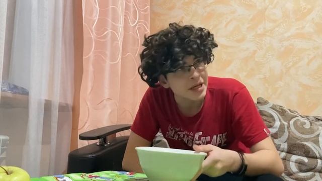 НОВЕЛЛА «ДВА ЯБЛОКА»