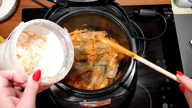 Капуста тушёная с картофелем и свиными рёбрышками. Тушение в мультиварке, пошаговый рецепт. ?