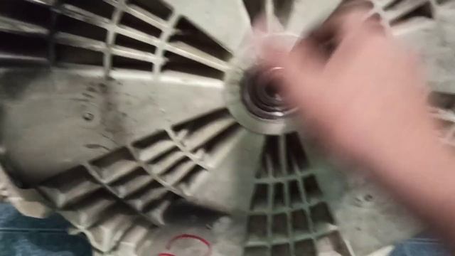 Замена подшипника на барабане стиральной машины. Самый простой способ.