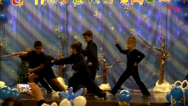 Новогодний праздник для детей