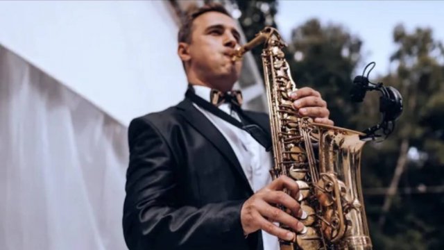 Sax