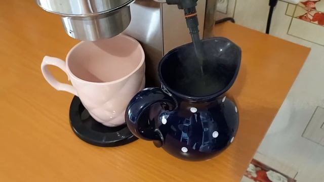 Очистка от накипи кофеварки Delonghi EC 680. How to descale Delonghi Pump Coffee Maker EC680