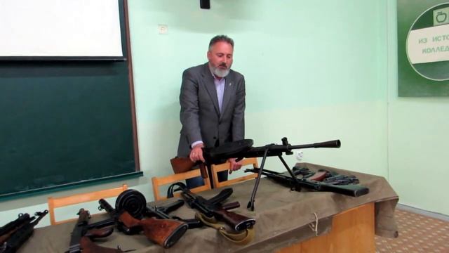 Оружие Победы. Стрелковое оружие Великой Отечественной войны и последующие разработки. (2019-05)