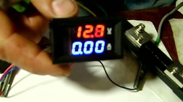 Обзор 50А цифрового амперметр - вольтметра с Китая